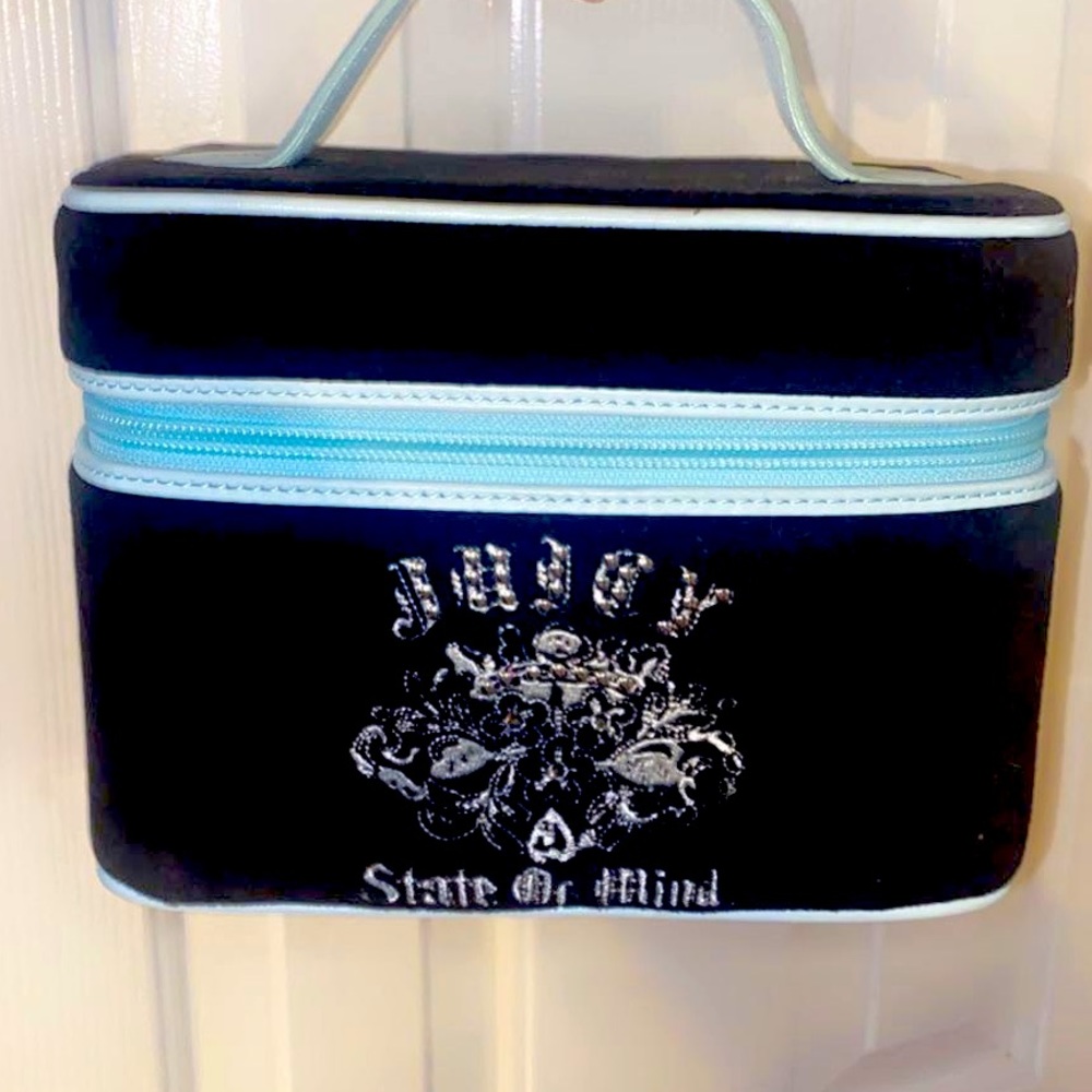 Juicy Couture Black Velvet Juicy State Of Mind Train Case